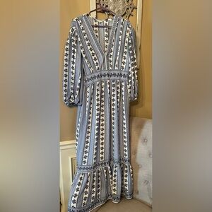 Max Studio London long dress with long sleeves